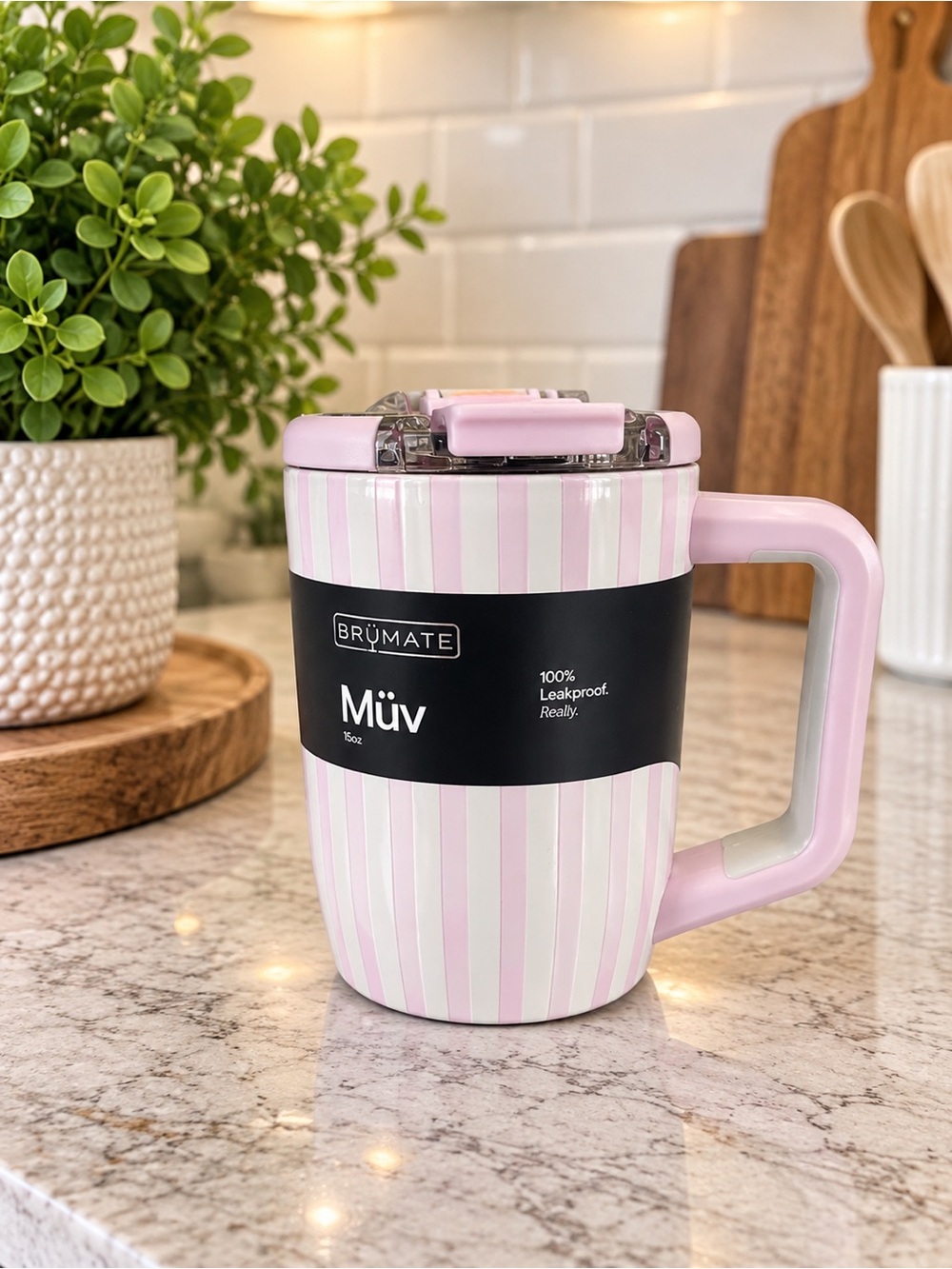 BRÜMATE MÜV 15oz Strawberries & Cream NEW